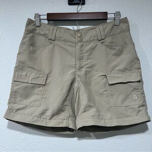 The North Face Women’s Size 6 Shorts Tan Cargo Shorts Hiking Outdoor Nylon Snap
